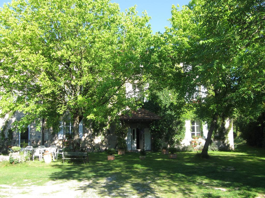 Le Domaine De Panissac Acomodação com café da manhã Berneuil  Exterior foto