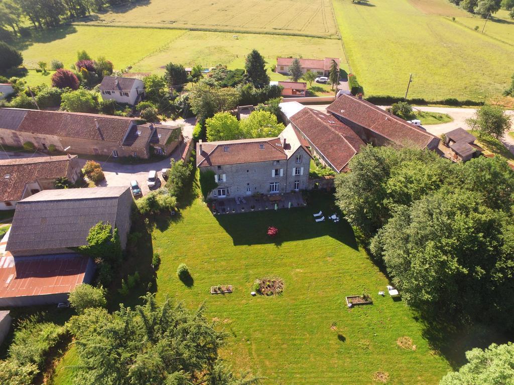 Le Domaine De Panissac Acomodação com café da manhã Berneuil  Exterior foto
